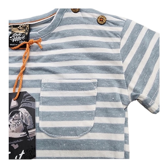 Dillard’s Girls First Wave striped T-shirt light blue. - Picture 2 of 3